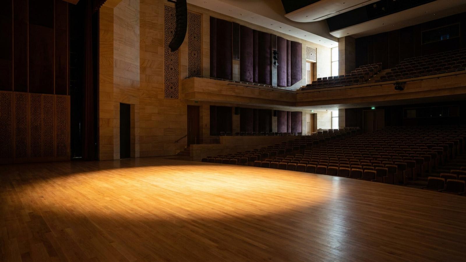 Dubai's Cinema Landscape Expands: Multiple Chains and Independent Venues Compete