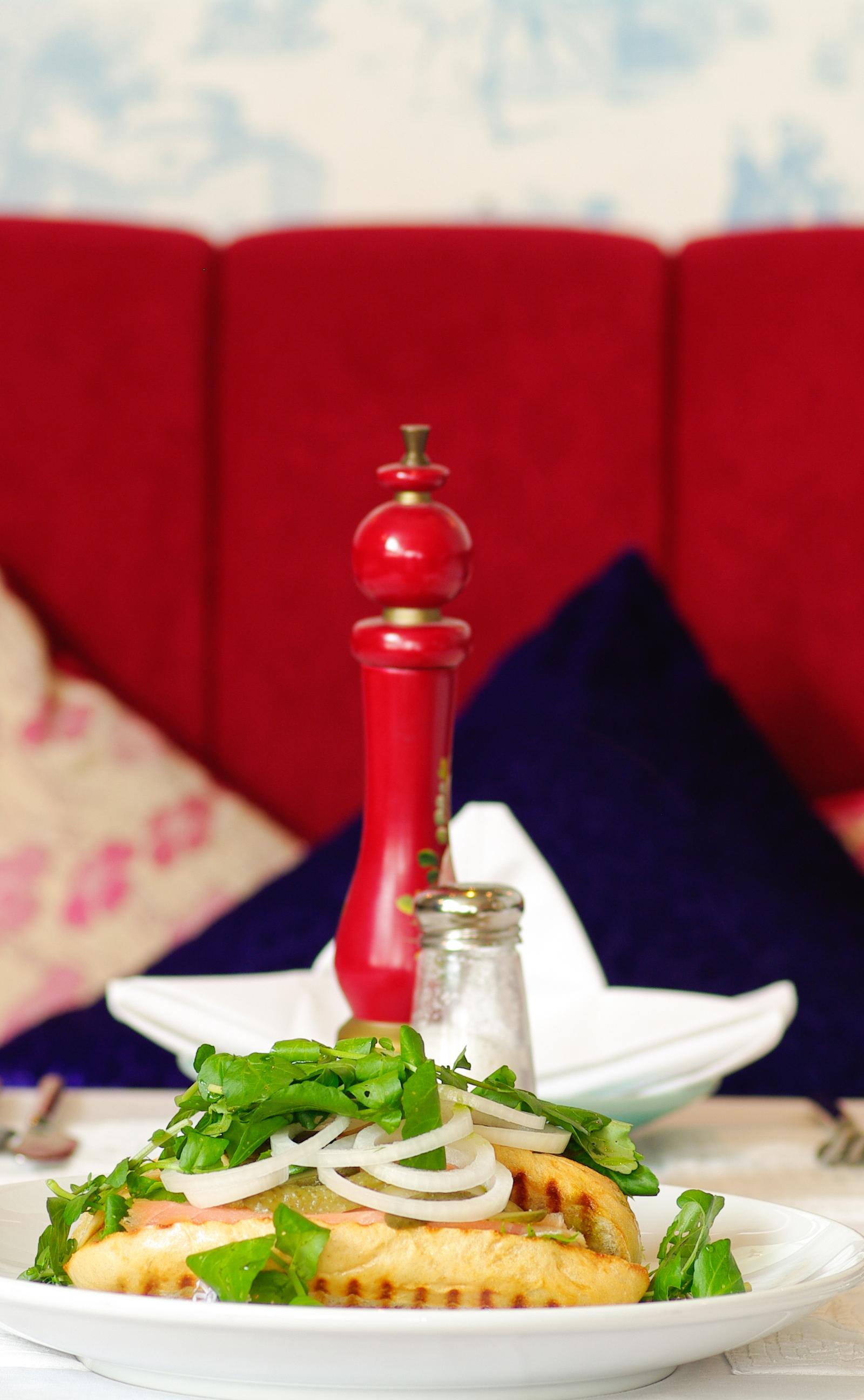 Dubai's Top Restaurants Serve Fine Dining and Casual Fare Across Neighborhoods
